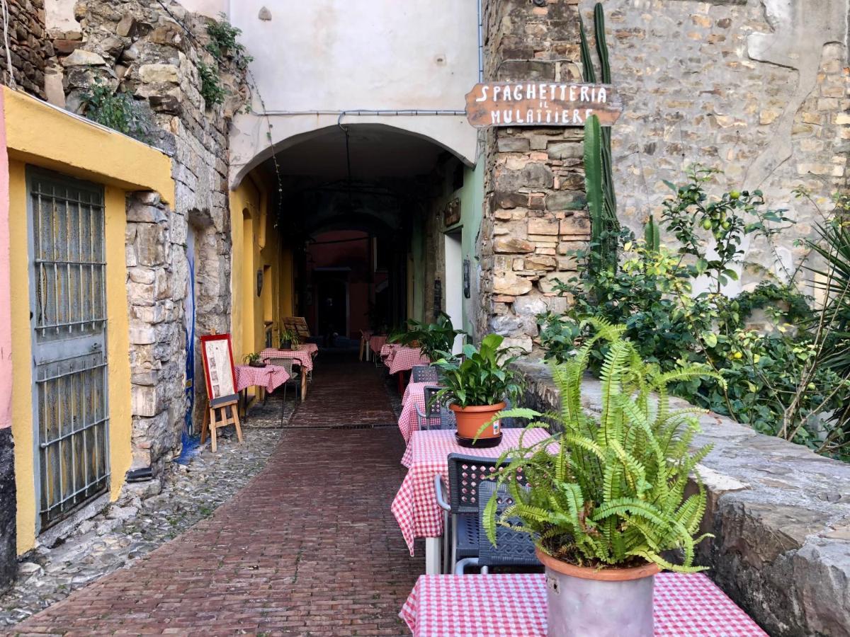 Appartamento Ai Piedi Della Pigna 圣雷默 外观 照片