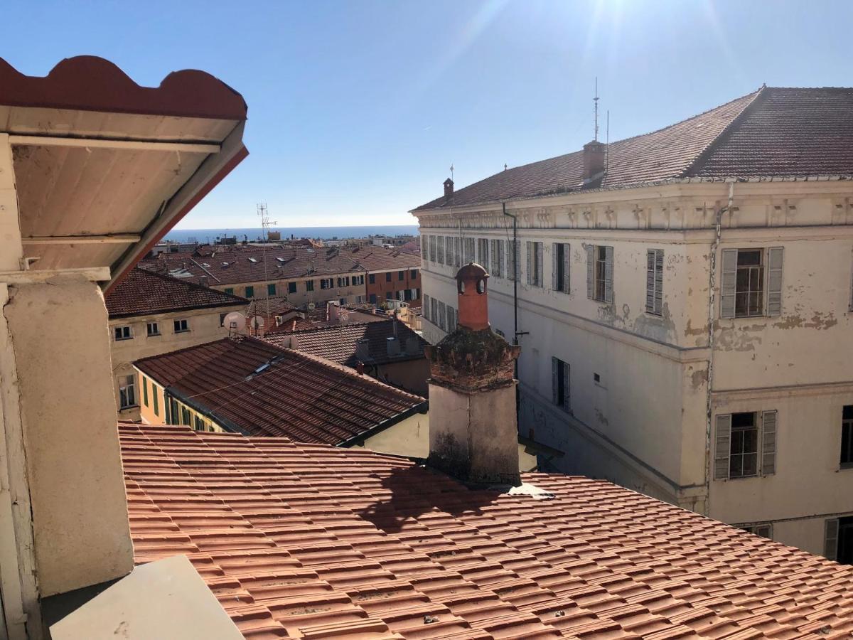 Appartamento Ai Piedi Della Pigna 圣雷默 外观 照片